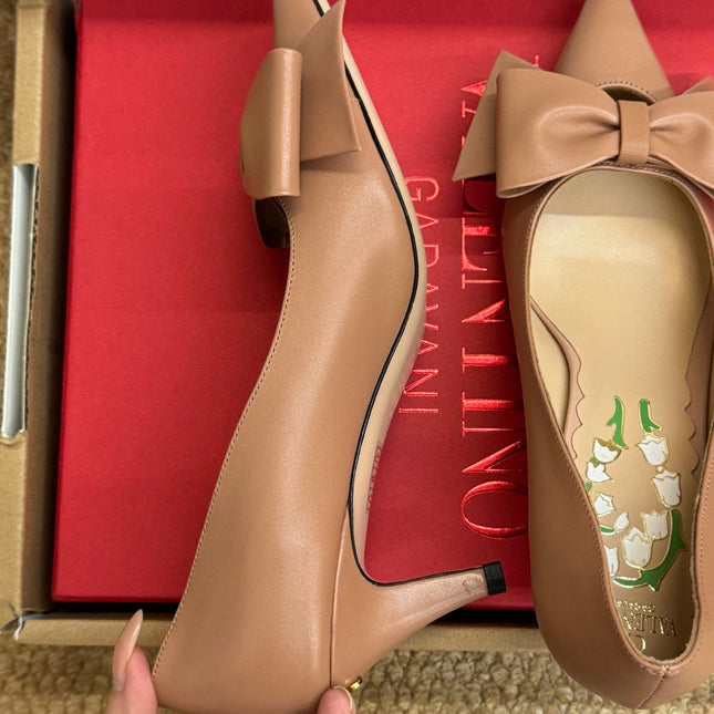 VALENTINO 26S HIGH HEEL SHOES IN NUDE PINK CALFSKIN WITH BOW