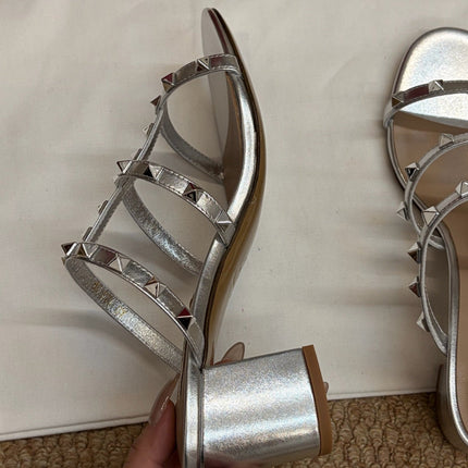 VALENTINO 26S ROCKSTUD HIGH HEEL SANDALS IN SILVER CALFSKIN