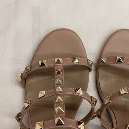 VALENTINO 26S ROCKSTUD HIGH HEEL SANDALS IN BLUSH NUDE CALFSKIN