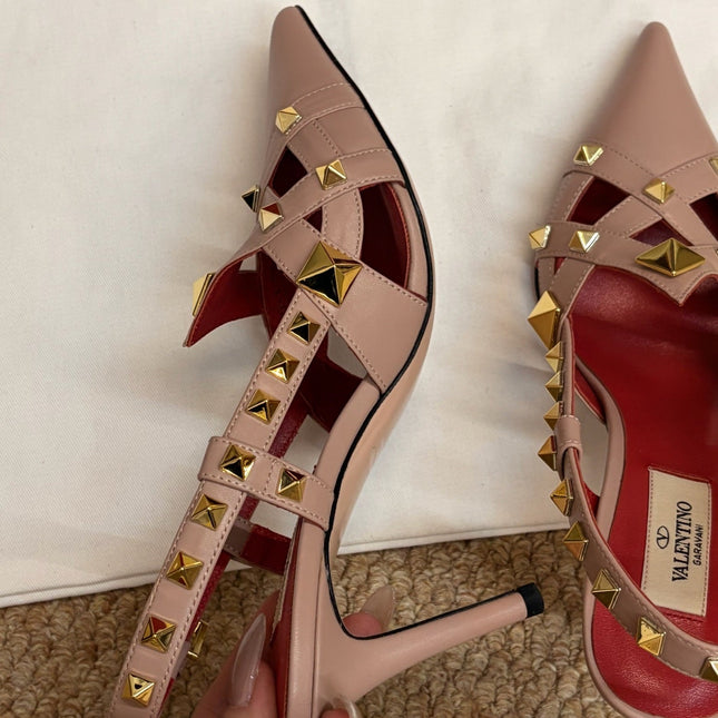 VALENTINO 26S ROCKSTUD SLINGBACK HEELS IN BLUSH NUDE CALFSKIN