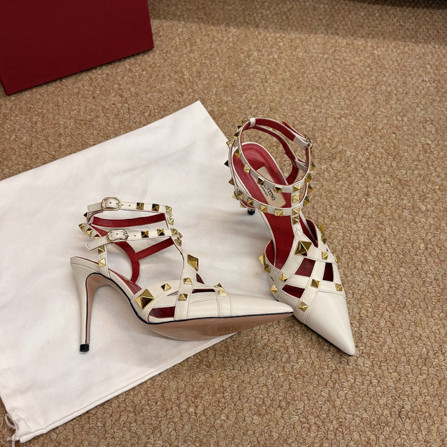 VALENTINO 26S OCKSTUD HEELS IN OFF-WHITE CALFSKIN