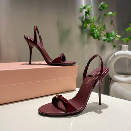TWO STRAP HIGH HEELED SANDALS IN WINE RED GLOSSY SHEEPSKIN