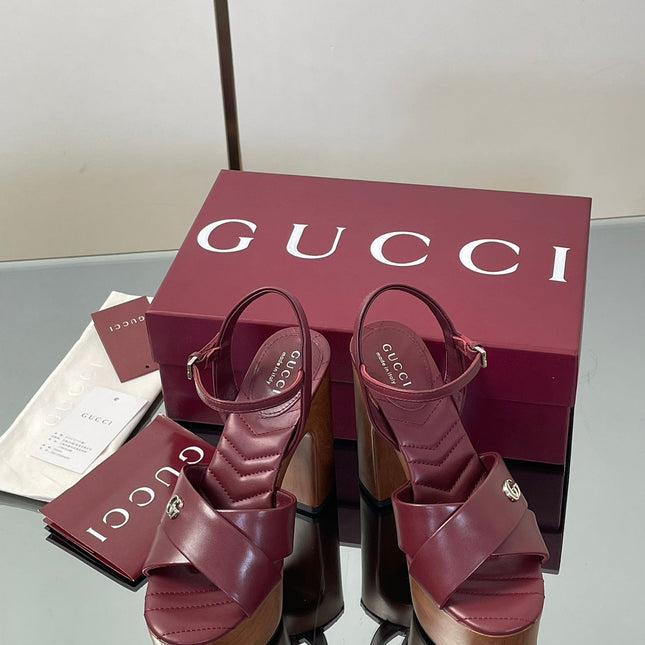 GUCCI 26S DOUBLE G LOGO PLATFORM SANDAL HEELS 130MM IN BURGUNDY RED CALFSKIN
