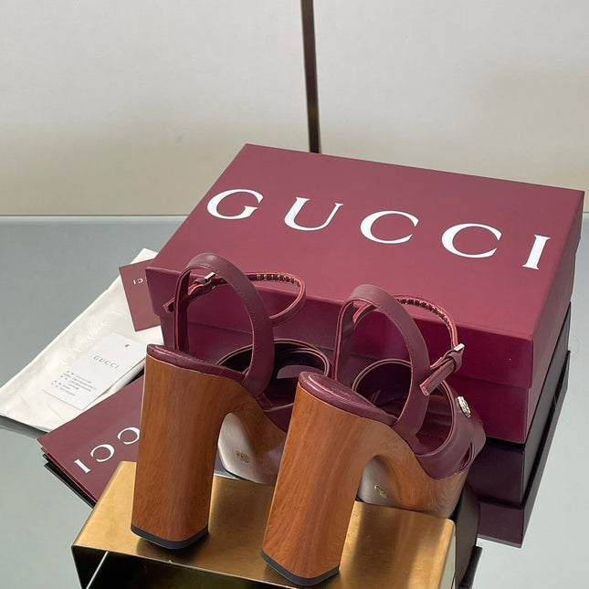 GUCCI 26S DOUBLE G LOGO PLATFORM SANDAL HEELS 130MM IN BURGUNDY RED CALFSKIN