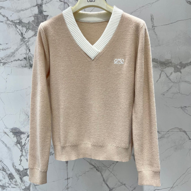 LOEWE 26S V-NECK KNITTED SWEATER 554