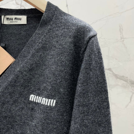 MIUMIU 26S V-NECK KNIT CARDIGAN 1301