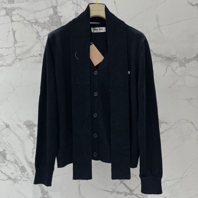 MIUMIU 26S V-NECK KNIT CARDIGAN 1300