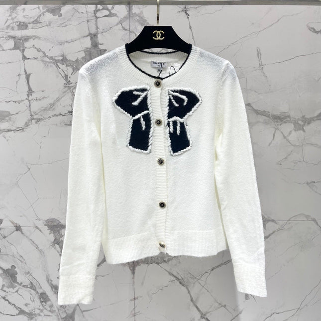 CHANEL 26S STRIPED CARDIGAN 1651