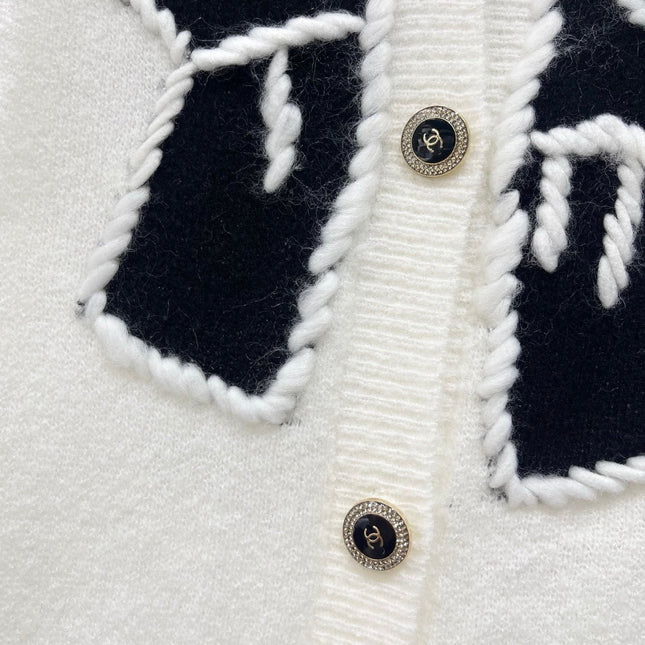 CHANEL 26S STRIPED CARDIGAN 1651