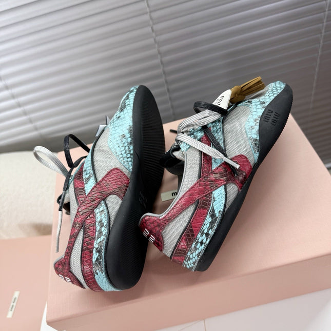 MIUMIU 26S GYMNASIUM SNEAKER IN SILVER FABRIC AND TURQUOISE BLUE SNAKE EFFECT CALFSKIN
