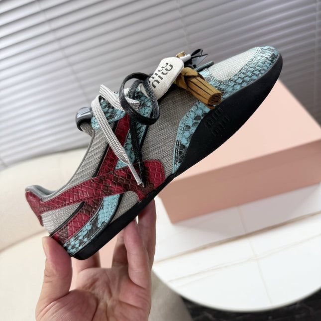 MIUMIU 26S GYMNASIUM SNEAKER IN SILVER FABRIC AND TURQUOISE BLUE SNAKE EFFECT CALFSKIN
