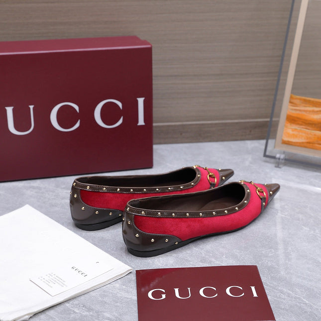 GUCCI 26S SAVOY BALLERINA FLATS IN CRIMSON RED VELVET AND CALFSKIN WITH STUDDED TRIM