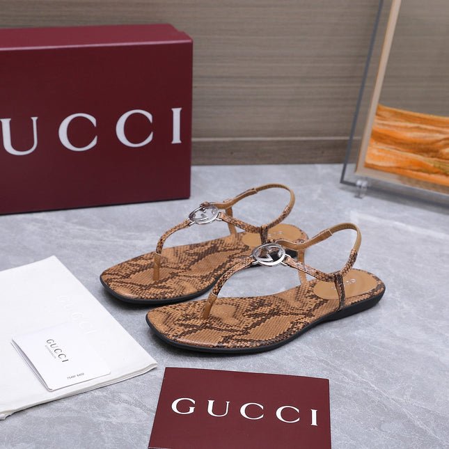 GUCCI 26S INTERLOCKING G THONG SANDALS IN BROWN PYTHON PRINT CALFSKIN