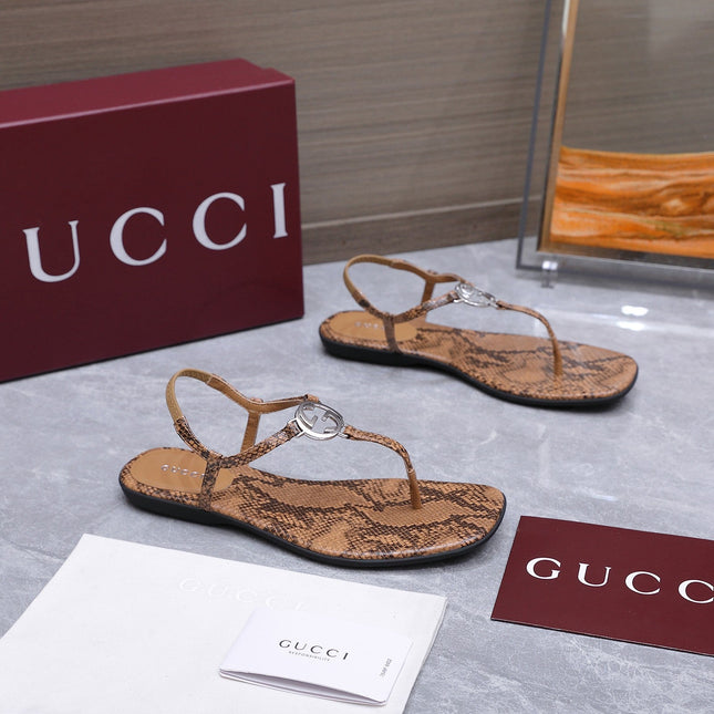 GUCCI 26S INTERLOCKING G THONG SANDALS IN BROWN PYTHON PRINT CALFSKIN