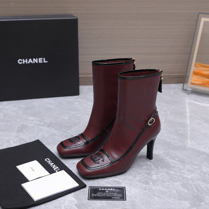 CHANEL 26S ANKLE BOOTS 80 MM IN BURGUNDY CALFSKIN WITH BLACK PATENT LEATHER TRIM AND CC LOGO ON TOE CAP