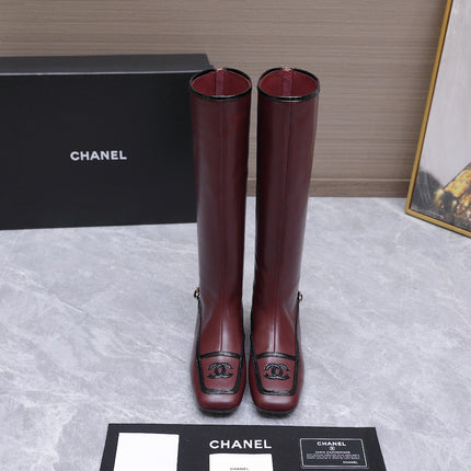 CHANEL 26S KNEE HIGH BOOTS IN BURGUNDY CALFSKIN WITH BLACK PATENT LEATHER TRIM AND CC LOGO ON TOE CAP