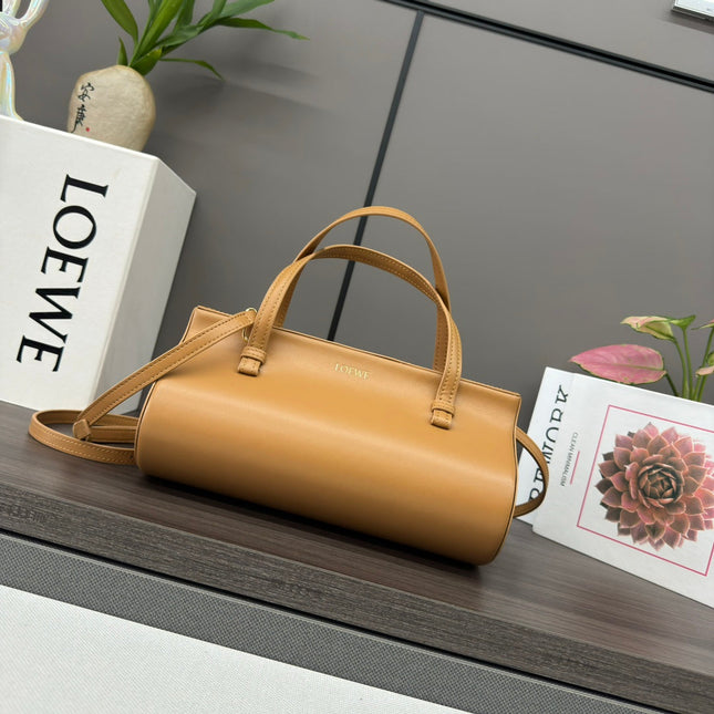 CYLINDER BAG 25 IN PEANUT BROWN CALFSKIN