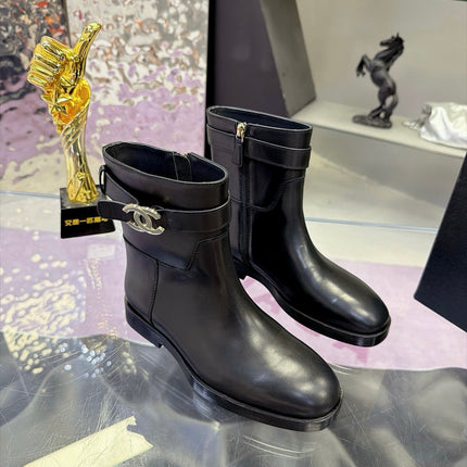 CHANEL 26S ANKLE BOOTS WITH SIDE ZIPPER 25 MM IN BLACK CALFSKIN CC LOGO