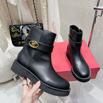 VLOGO SIGNATURE BLACK CALFSKIN ANKLE BOOT 30MM