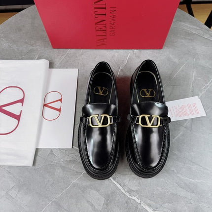 VALENTINO 26S LOAFERS IN BLACK GLOSSY CALFSKIN