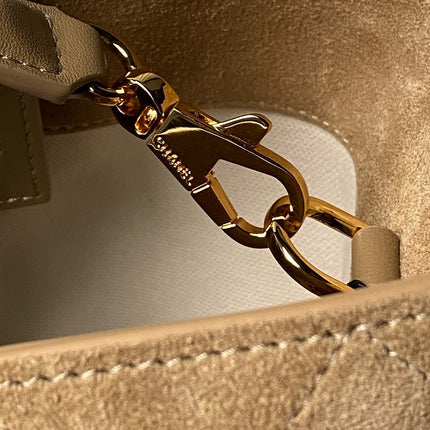 CHANEL 26S BUCKET SHOULDER BAG 27 IN CAMEL BROWN SUEDE AND CALFSKIN GOLD HARDWARE