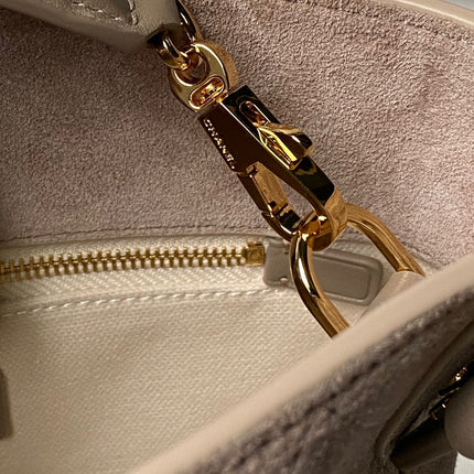 CHANEL 26S BUCKET SHOULDER BAG 27 IN TAUPE BROWN SUEDE AND CALFSKIN GOLD HARDWARE