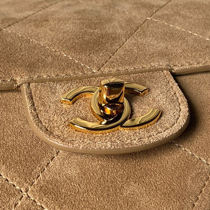 CHANEL 26S CLASSIC FLAP MEDIUM 39 IN LIGHT BROWN QUILTED SUEDE AND CALFSKIN GOLD HARDWARE