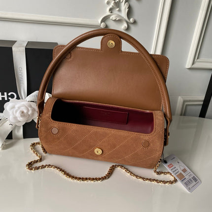 CHANEL 26S BARREL CLUTCH WITH CHAIN 23 IN CARAMEL BROWN SUEDE AND CALFSKIN GOLD HARDWARE