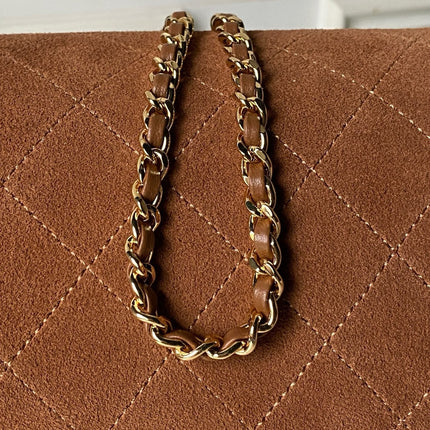 CHANEL 26S BARREL CLUTCH WITH CHAIN 23 IN CARAMEL BROWN SUEDE AND CALFSKIN GOLD HARDWARE