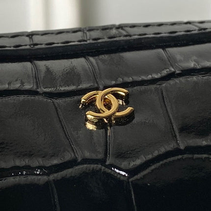 CHANEL 26S MINI TIMELESS CLASSIC BARREL BAG 19 IN BLACK CROCODILE-EMBOSSED PATENT CALFSKIN GOLD HARDWARE