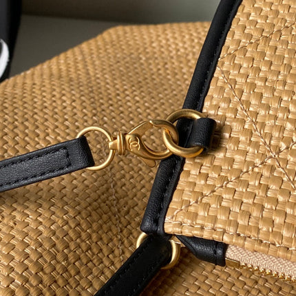 CHANEL 26S SMALL FLAP BAG 21 IN BLACK MESH-WOVEN RAFFIA AND CALFSKIN GOLD HARDWARE