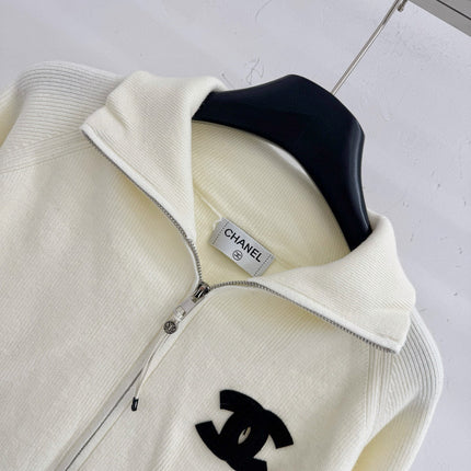 CHANEL 26S KNITTED CARDIGAN 737