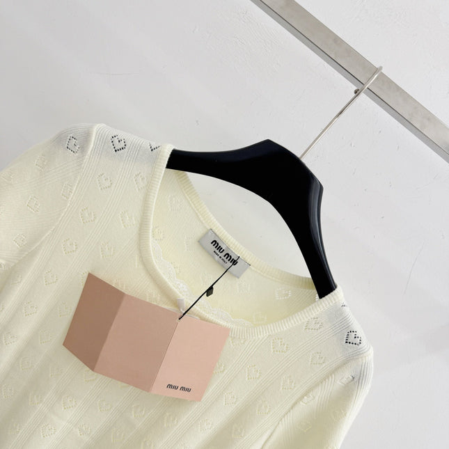 MIUMIU 26S SHORT-SLEEVED SWEATER STYLE 1076