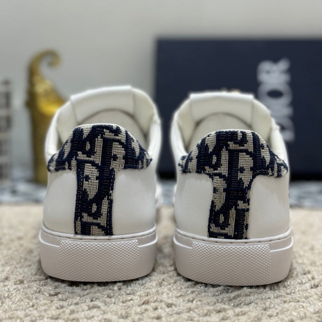 CD LOW TOP BASIC SNEAKER WHITE AND COBALT CALFSKIN