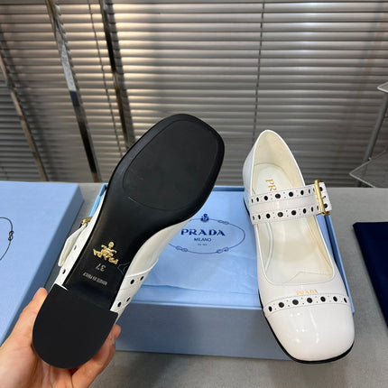 MARY JANE PUMPS IN WHITE GLOSSY CALFSKIN