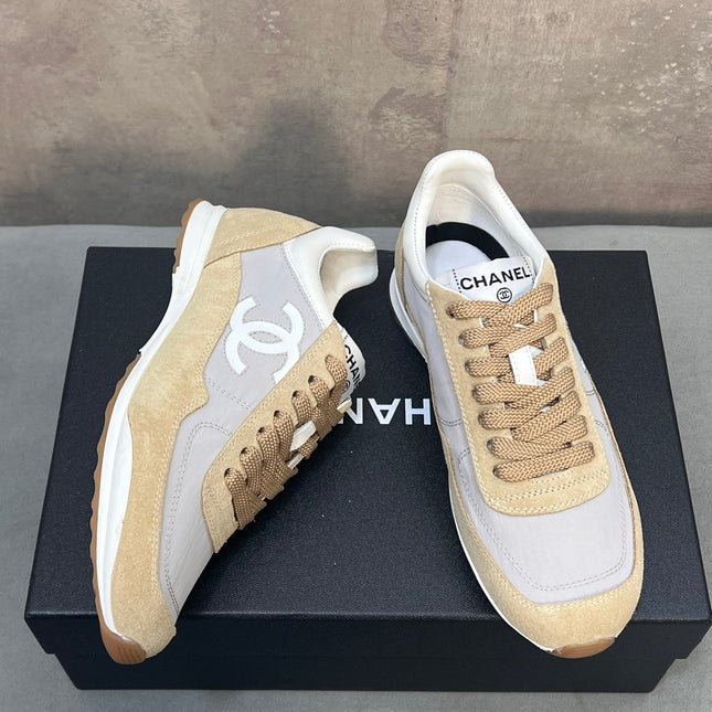 CHANEL 26S RUNNING SNEAKERS IN BEIGE AND GREY MATERIAL CC LOGO