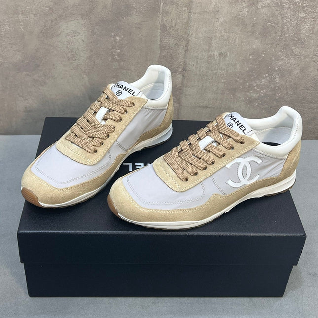 CHANEL 26S RUNNING SNEAKERS IN BEIGE AND GREY MATERIAL CC LOGO