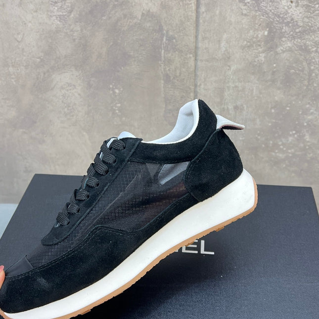 CHANEL 26S RUNNING SNEAKERS IN BLACK SUEDE AND MESH CC LOGO
