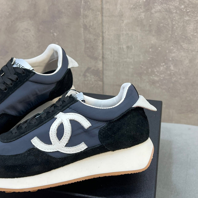 CHANEL 26S RUNNING SNEAKERS IN NAVY BLACK SUEDE AND NYLON CC LOGO