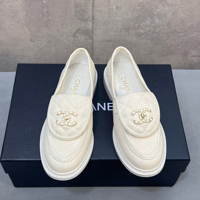 CHANEL 26S LOAFERS IN IVORY WHITE CANVAS WITH QUILTED FLAP & CHAIN CC LOGO