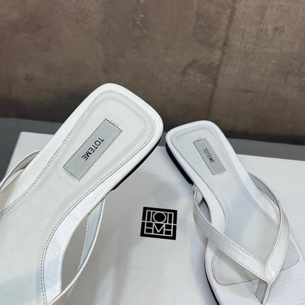 THE ROW 26S SQUARE TOE THONG SANDALS IN WHITE CROCODILE EMBOSSED CALFSKIN