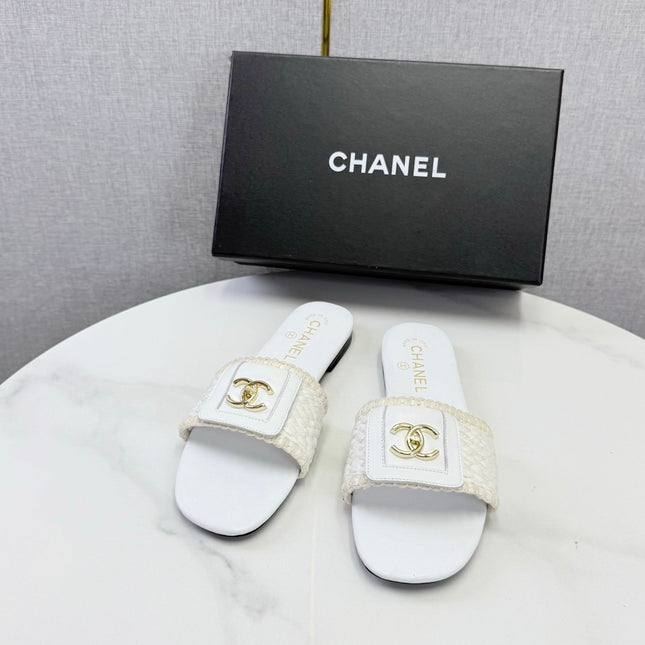 CHANEL 26S WOVEN STRAP SLIDES IN WHITE LAMBSKIN