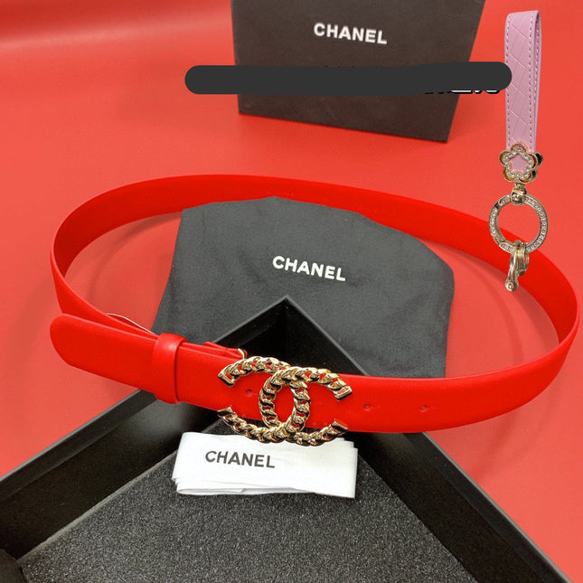 CC 26S BELT 30 MM IN RED CALFSKIN GOLD TONE 660334