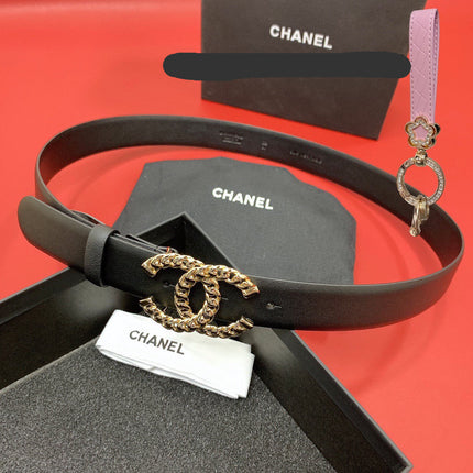 CC 26S BELT 30 MM IN BLACK CALFSKIN GOLD TONE 660339