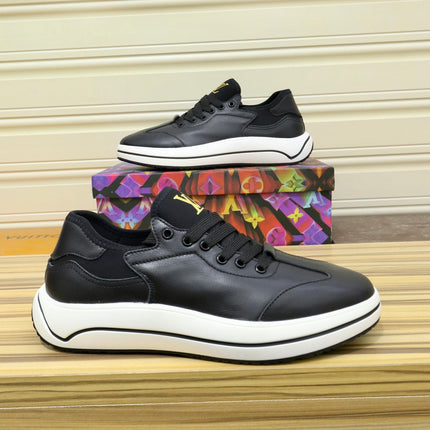 LV SNEAKER BLACK CALFSKIN