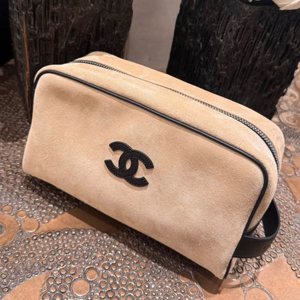 CHANEL 26S RECTANGULAR CLUTCH 23 IN BEIGE SUEDE