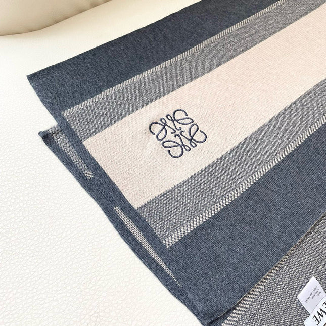 LOEWE 26S SCARF 180 IN CASHMERE 505310