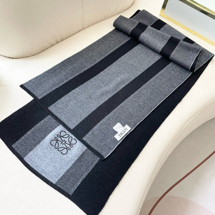 LOEWE 26S SCARF 180 IN CASHMERE 505311