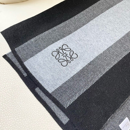 LOEWE 26S SCARF 180 IN CASHMERE 505311
