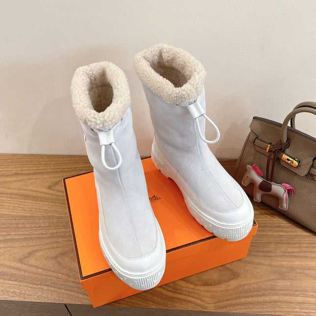 HM 26S SHEARLING DRAWSTRING BOOTS IN WHITE SUEDE